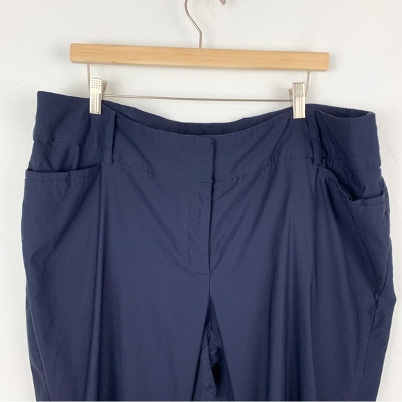 Lane Bryant 4-Season Navy Blue Capri Pants Sz 24 - Picture 5 of 9